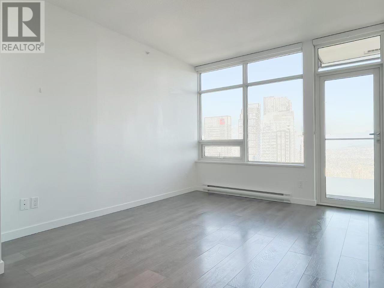 3601 6461 TELFORD AVENUE