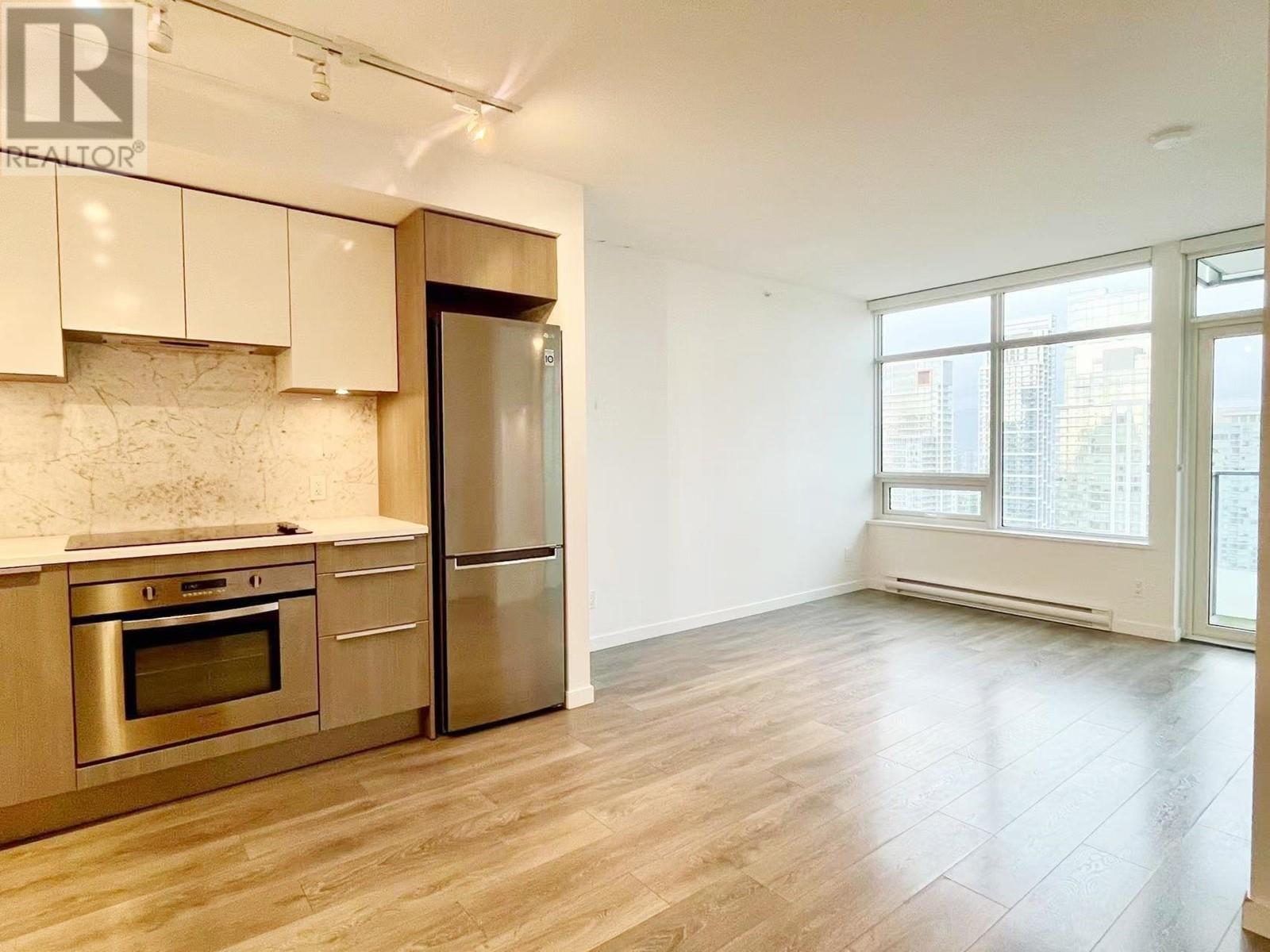 3601 6461 TELFORD AVENUE