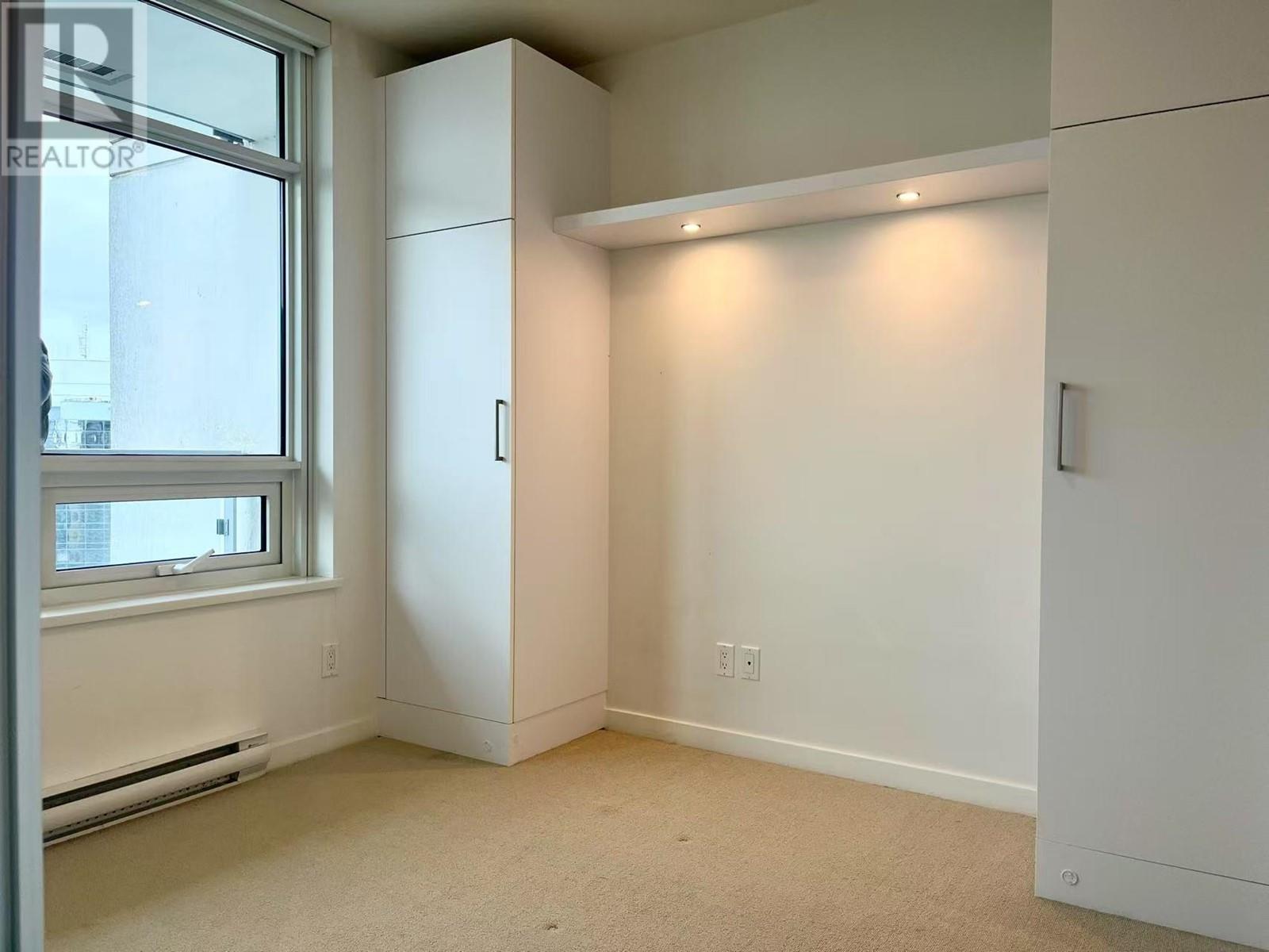 3601 6461 TELFORD AVENUE