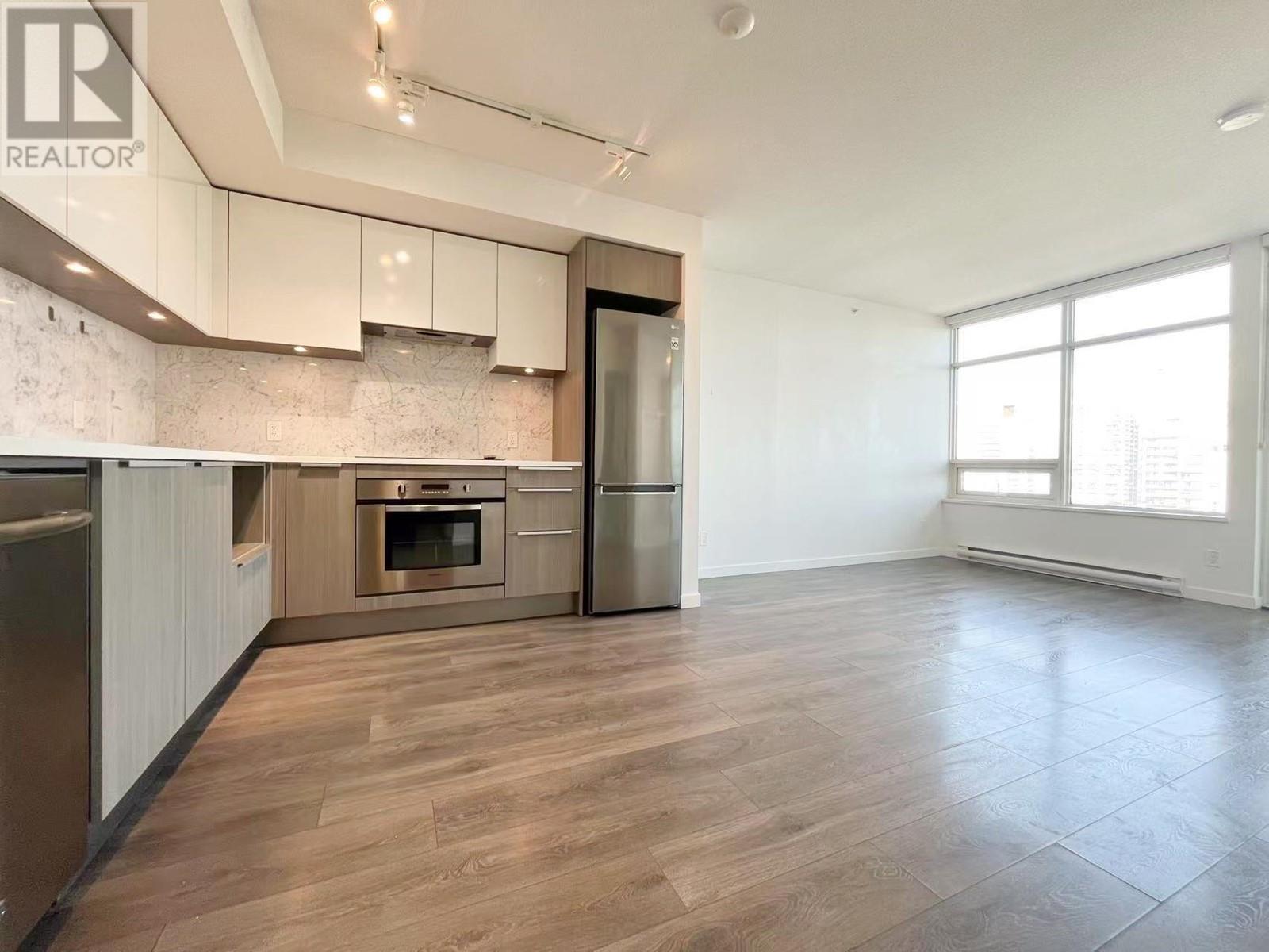 3601 6461 TELFORD AVENUE