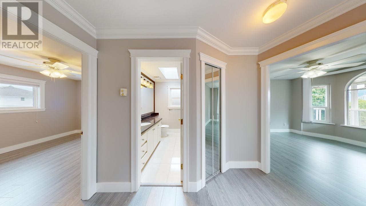 7563 Cariboo Road, Burnaby, British Columbia  V3N 4X2 - Photo 23 - R2952066