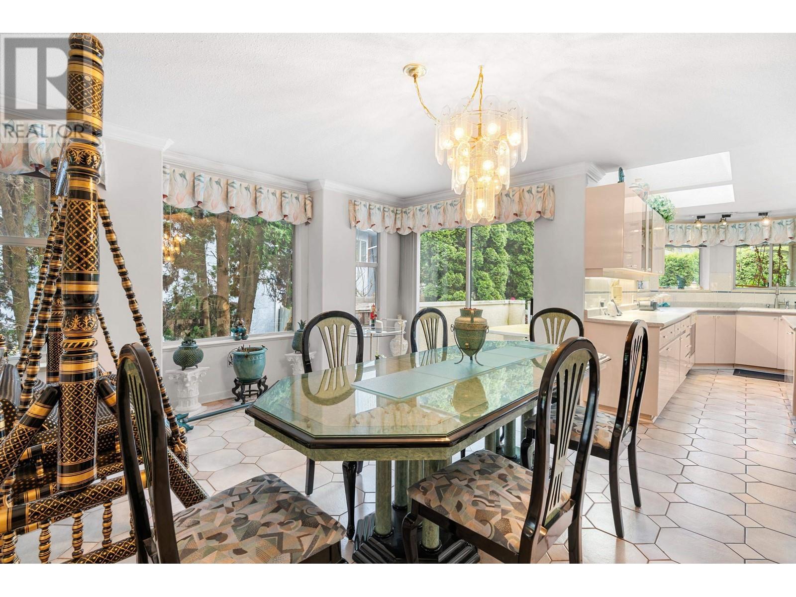 8130 Lakefield Drive, Burnaby, British Columbia  V5E 4G6 - Photo 10 - R2957685