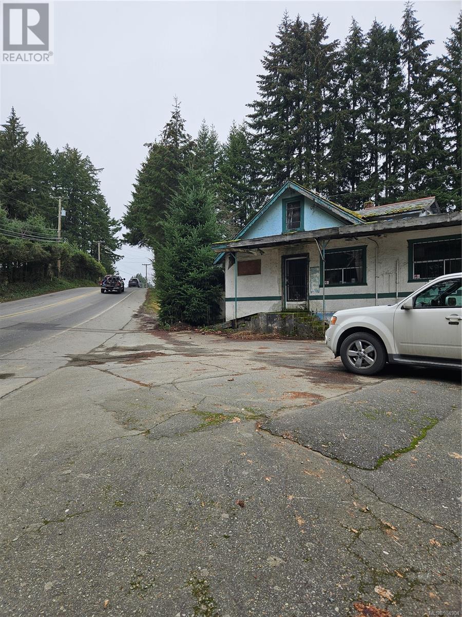 Property at 5425 Beaver Creek Rd image 2