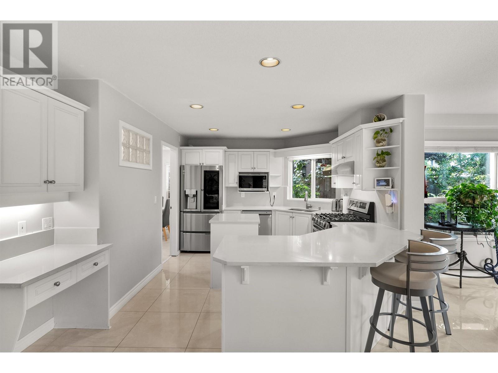 5669 Clipper Road, Delta, British Columbia  V4K 5A5 - Photo 3 - R2957091
