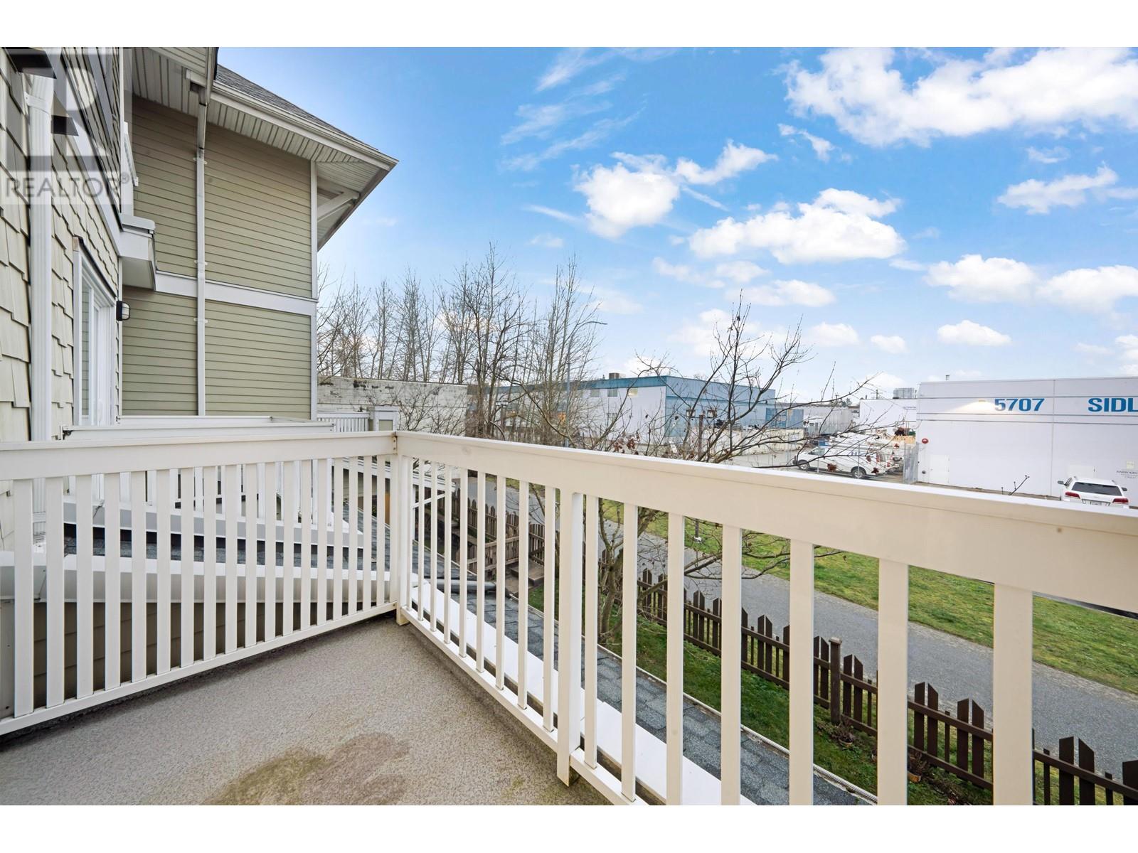 Listing Picture 25 of 32 : 58 7388 MACPHERSON AVENUE, Burnaby / 本拿比 - 魯藝地產 Yvonne Lu Group - MLS Medallion Club Member