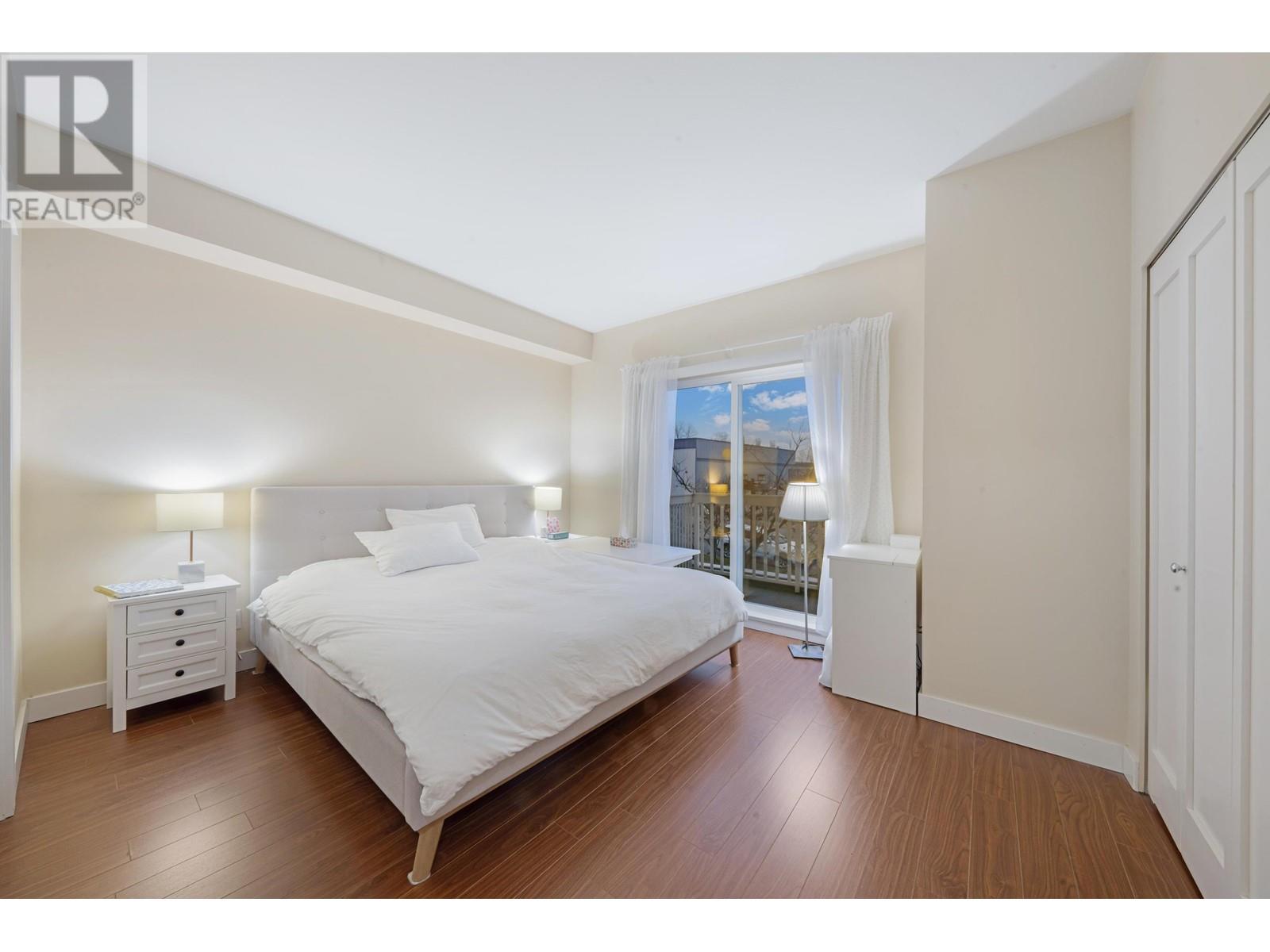 Listing Picture 24 of 32 : 58 7388 MACPHERSON AVENUE, Burnaby / 本拿比 - 魯藝地產 Yvonne Lu Group - MLS Medallion Club Member