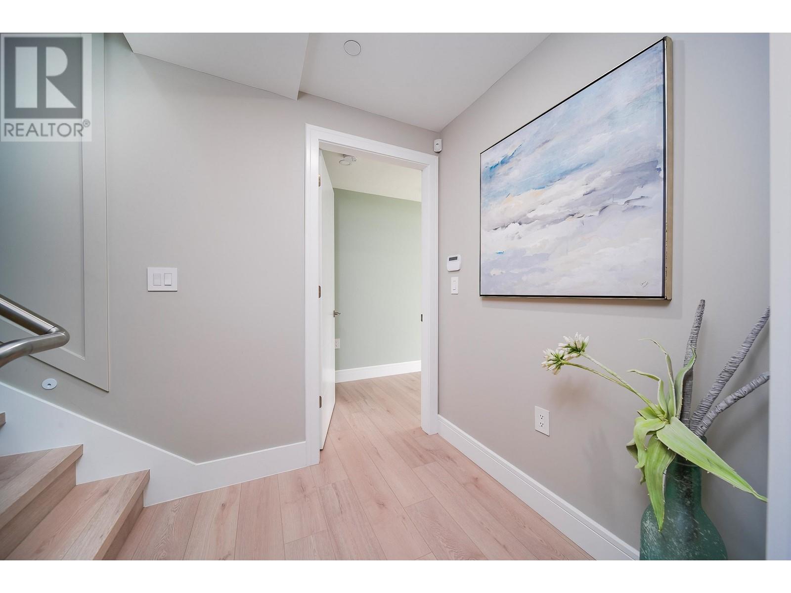 5352 Lanark Street, Vancouver, British Columbia  V5P 2Y1 - Photo 11 - R2954074