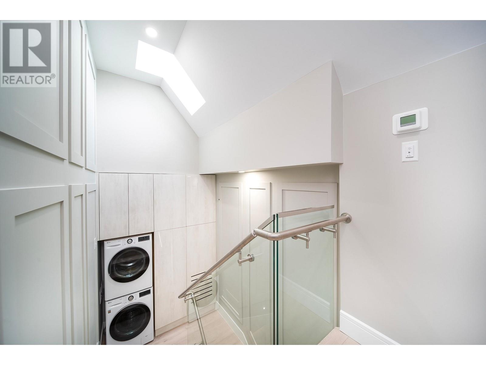 5352 Lanark Street, Vancouver, British Columbia  V5P 2Y1 - Photo 14 - R2954074
