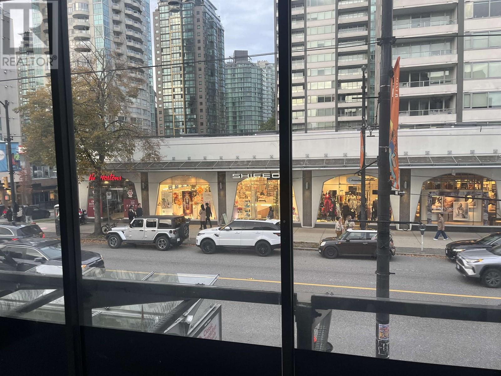 Property at 1284 ROBSON STREET image 5