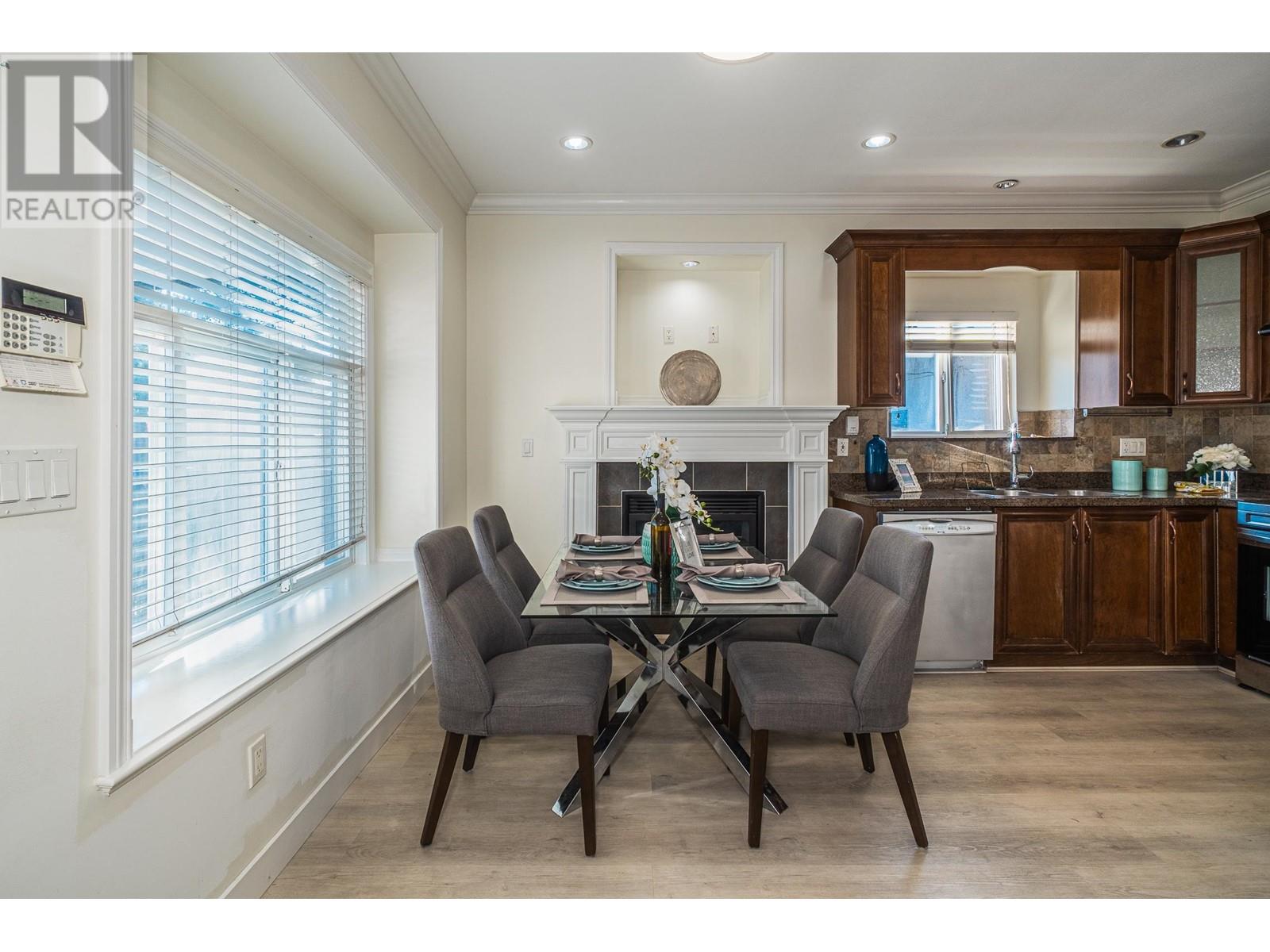 Listing Picture 9 of 36 : 8522 SHAUGHNESSY STREET, Vancouver / 溫哥華 - 魯藝地產 Yvonne Lu Group - MLS Medallion Club Member