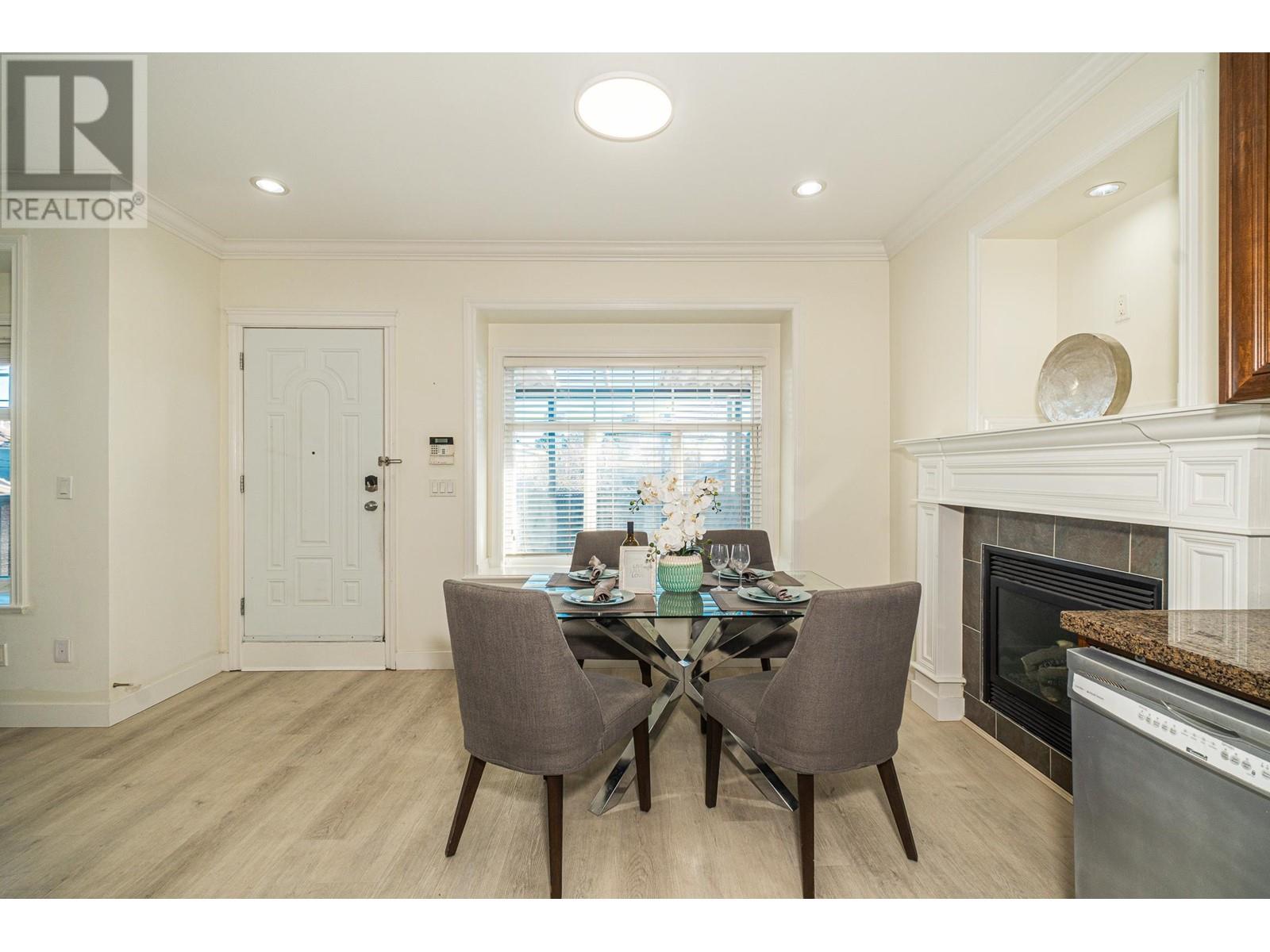 Listing Picture 15 of 36 : 8522 SHAUGHNESSY STREET, Vancouver / 溫哥華 - 魯藝地產 Yvonne Lu Group - MLS Medallion Club Member