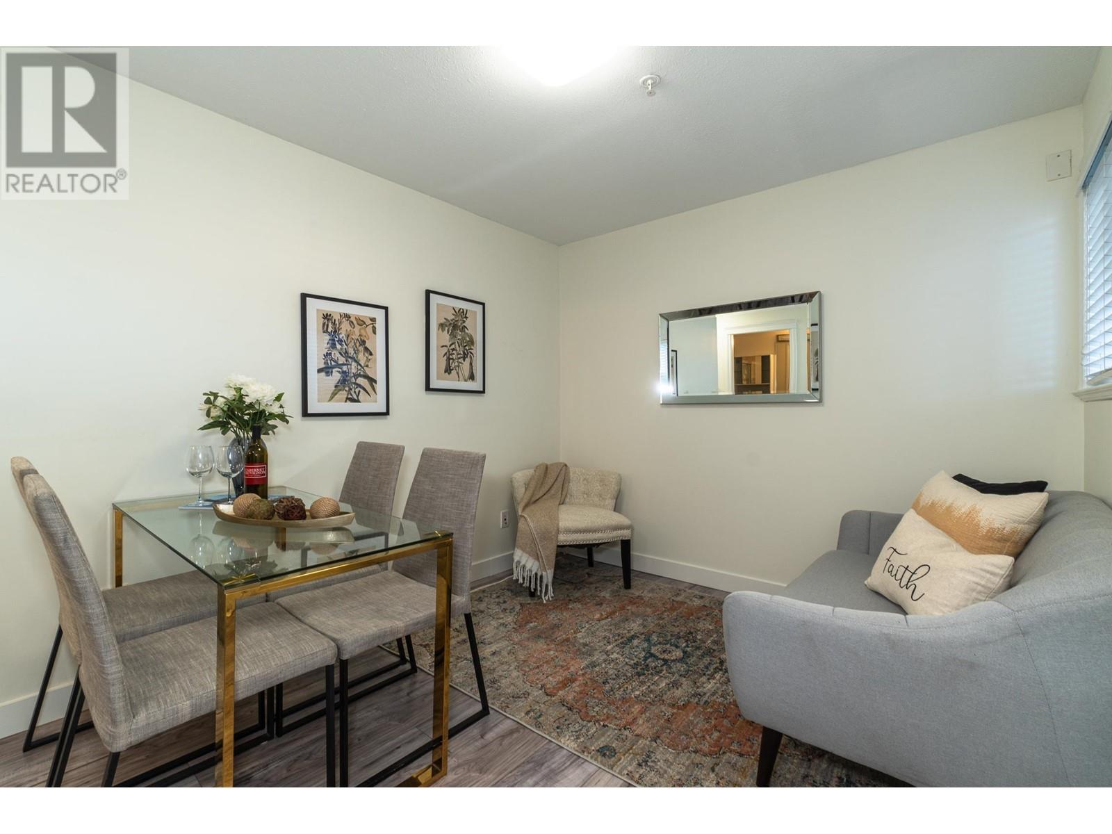 Listing Picture 22 of 36 : 8522 SHAUGHNESSY STREET, Vancouver / 溫哥華 - 魯藝地產 Yvonne Lu Group - MLS Medallion Club Member