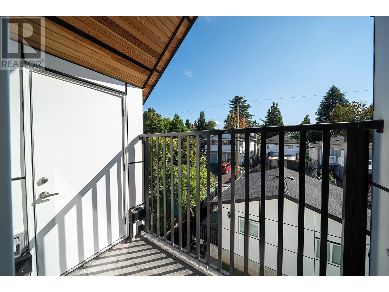 1 2576 E 28th Avenue, Vancouver, British Columbia  V5R 1R6 - Photo 21 - R2929432