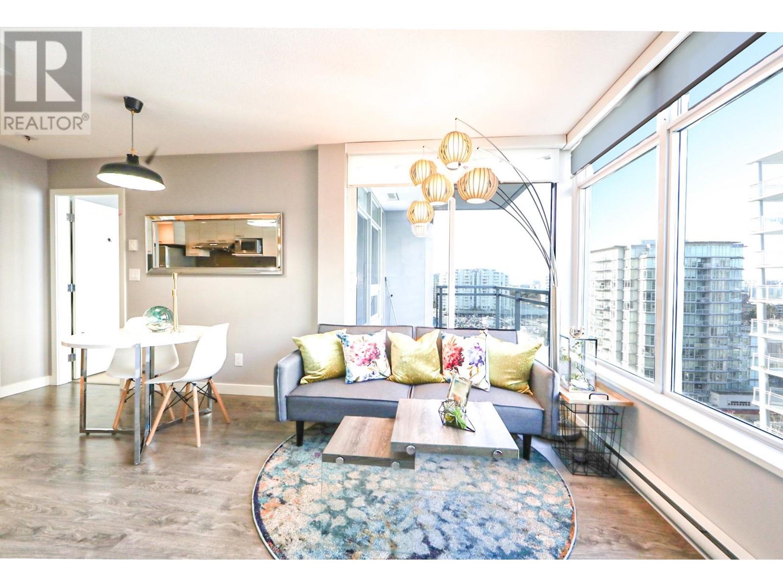 Listing Picture 3 of 27 : 1510 6288 NO. 3 ROAD, Richmond / 烈治文 - 魯藝地產 Yvonne Lu Group - MLS Medallion Club Member