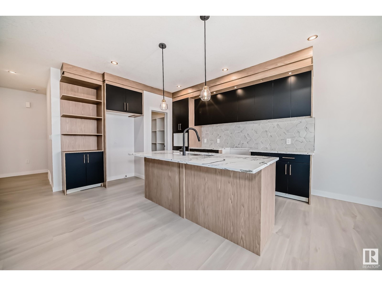 Property at 65 ASHBURY CR image 2