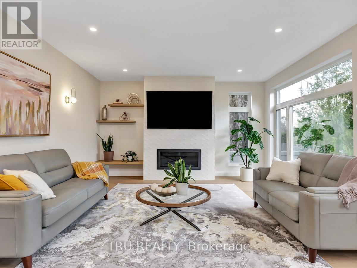 Property at 34 GRANTON AVENUE image 4