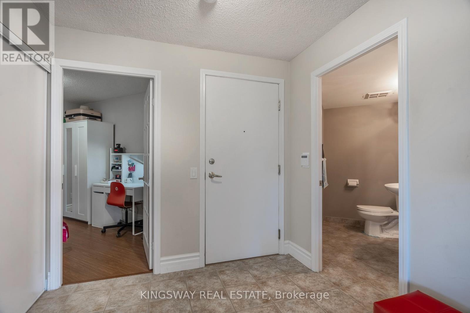 Property at 2018 - 25 KINGSBRIDGE GARDEN CIRCLE image 5