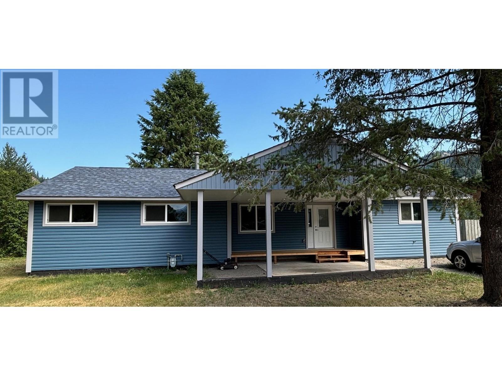 503 WOODGREEN Crescent, Greenwood, British Columbia