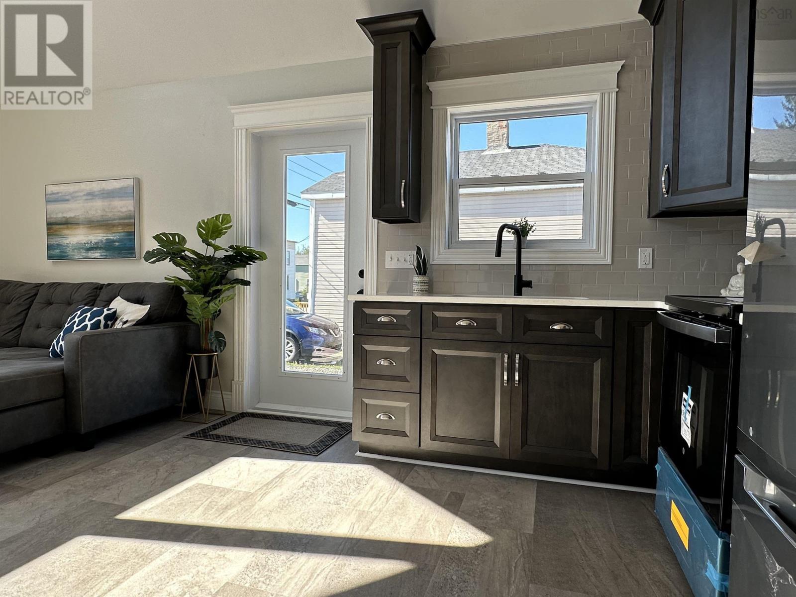 46 Queen Street, Scotchtown, Nova Scotia  B1H 1G2 - Photo 10 - 202501193