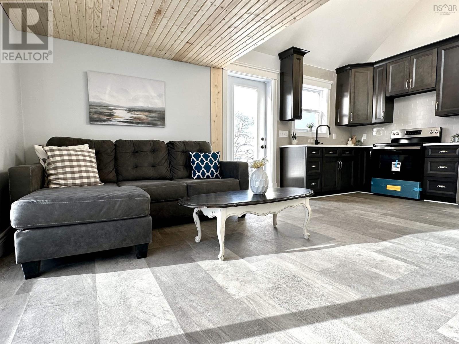 46 Queen Street, Scotchtown, Nova Scotia  B1H 1G2 - Photo 16 - 202501193