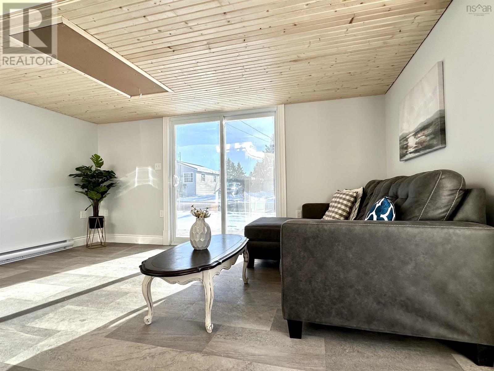 46 Queen Street, Scotchtown, Nova Scotia  B1H 1G2 - Photo 17 - 202501193