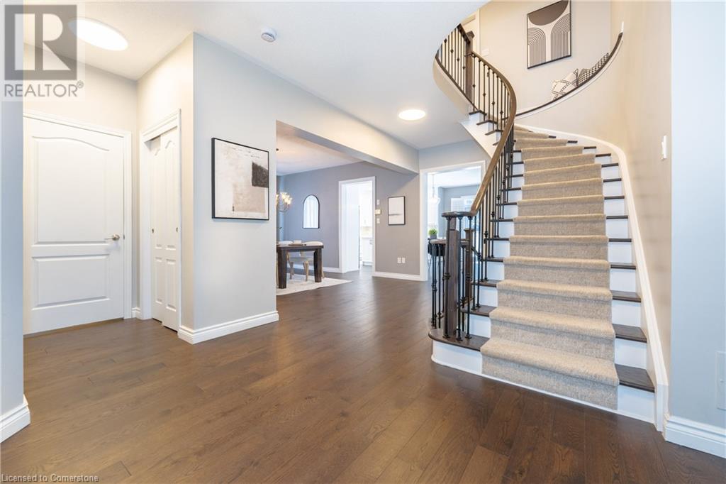 1185 Lindenrock Drive, Oakville, Ontario  L6H 6T5 - Photo 5 - 40690985