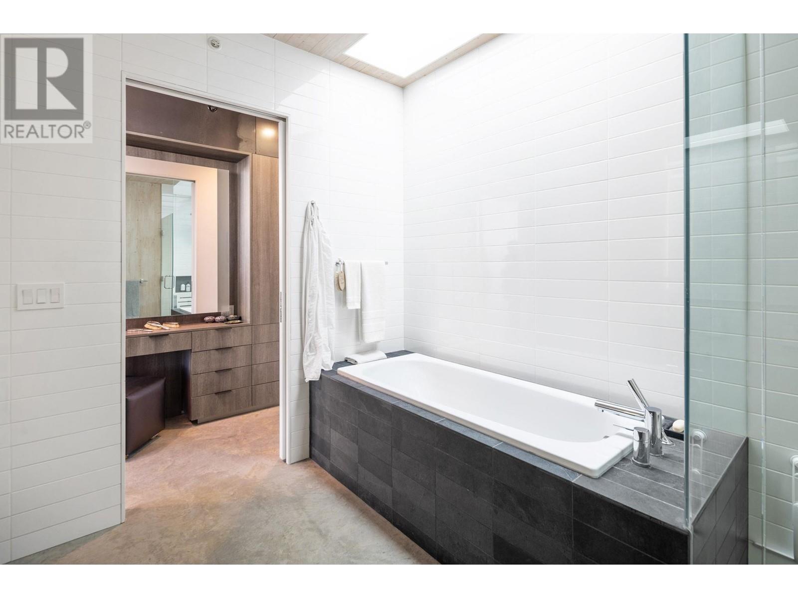 3515 Blenheim Street, Vancouver, British Columbia  V6L 2X8 - Photo 27 - R2957212