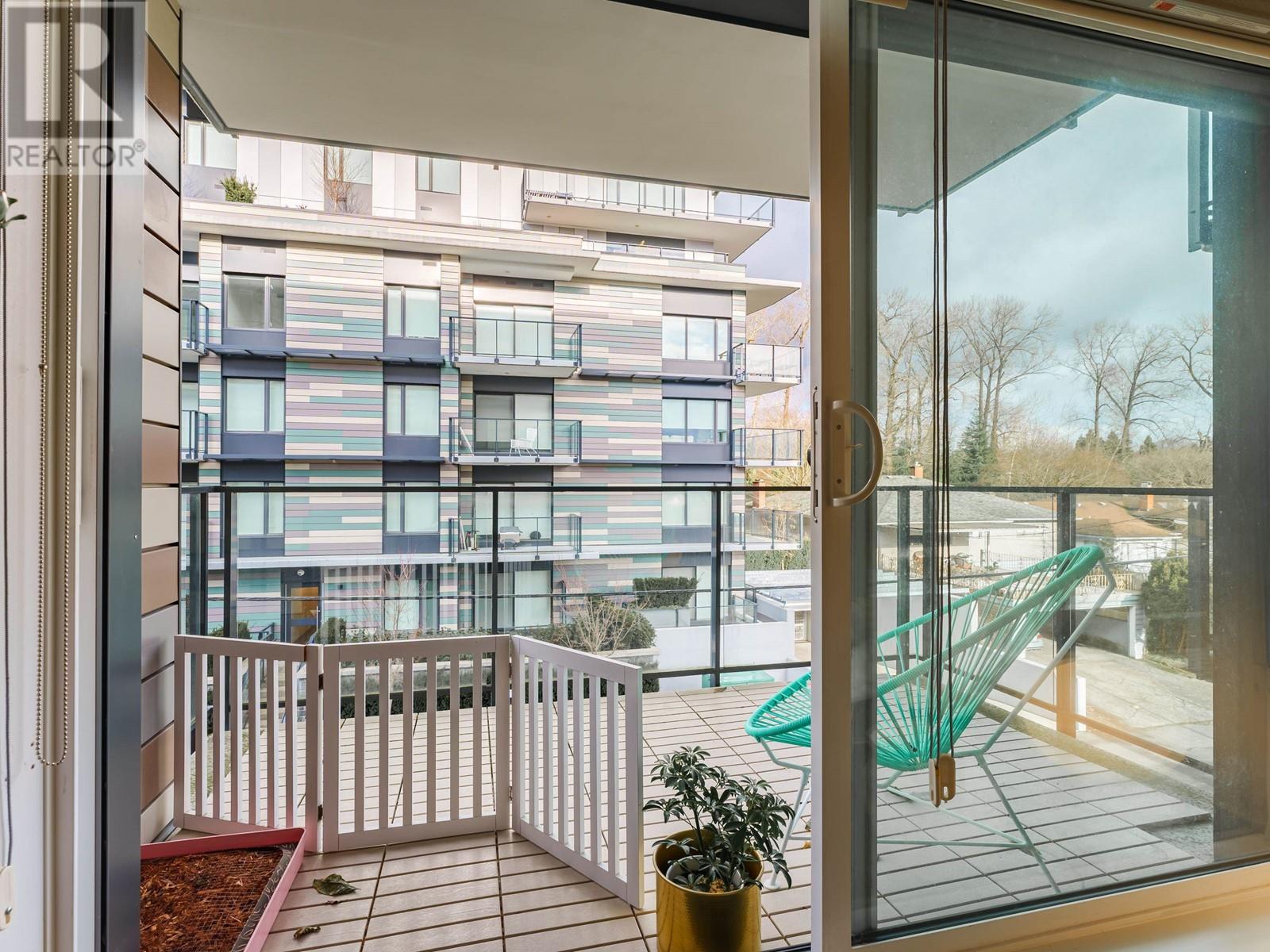 Listing Picture 19 of 29 : 306 477 W 59TH AVENUE, Vancouver / 溫哥華 - 魯藝地產 Yvonne Lu Group - MLS Medallion Club Member