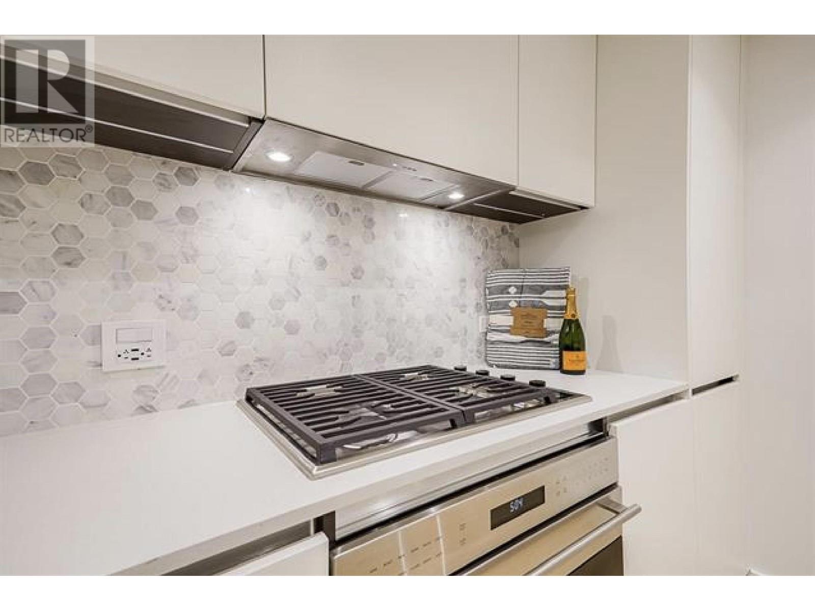 Listing Picture 5 of 20 : 1203 1180 BROUGHTON STREET, Vancouver / 溫哥華 - 魯藝地產 Yvonne Lu Group - MLS Medallion Club Member