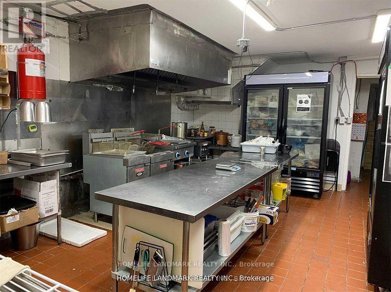 3238 Yonge Street, Toronto (Lawrence Park North), Ontario  M4N 2L4 - Photo 9 - C11931132