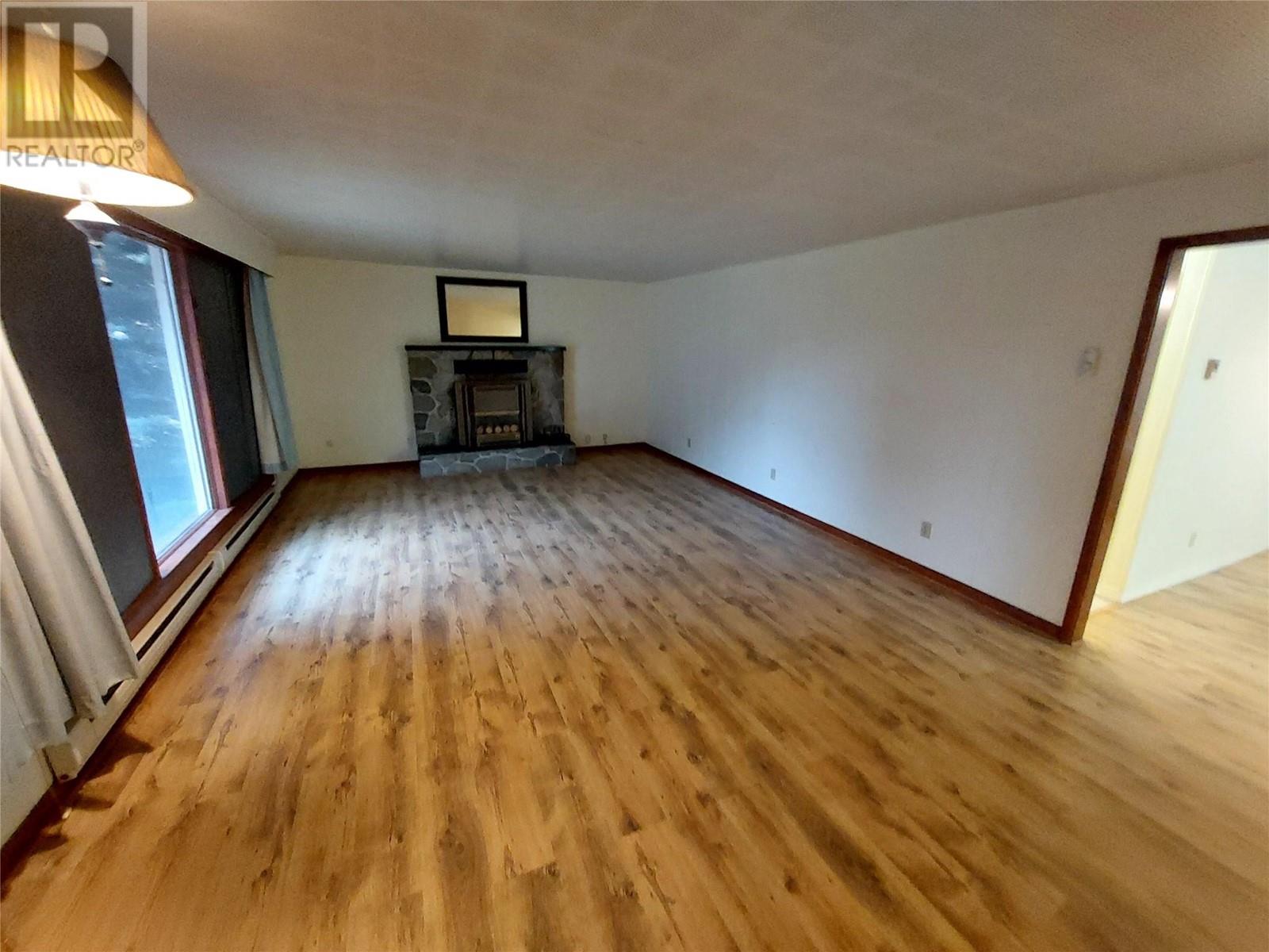 17 7th Avenue, Keremeos, British Columbia V0X 1N3 - Photo 25 - 10328223