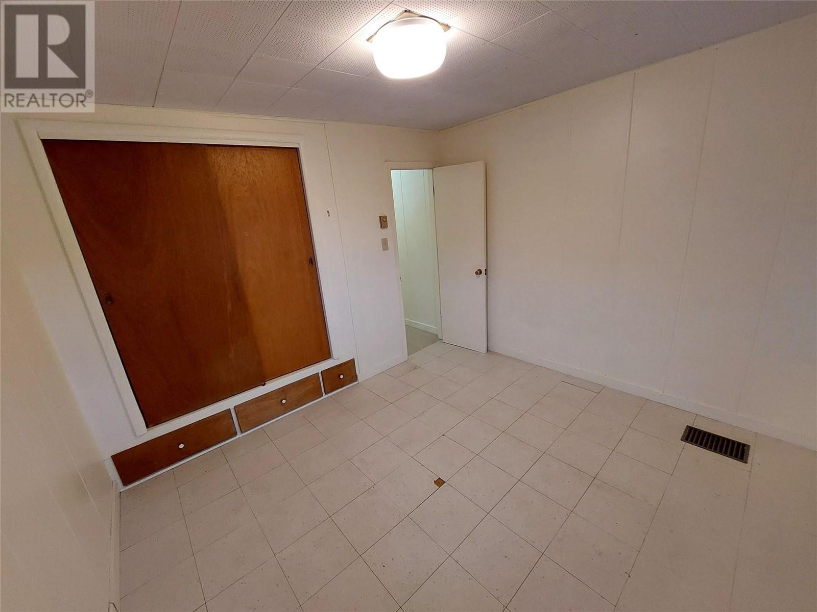 17 7th Avenue, Keremeos, British Columbia V0X 1N3 - Photo 30 - 10328223