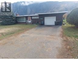 17 7th Avenue, keremeos, British Columbia