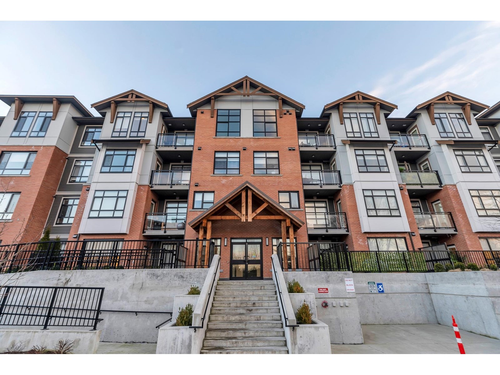 101 19945 Brydon Crescent, Langley, British Columbia  V3A 0P4 - Photo 32 - R2957342