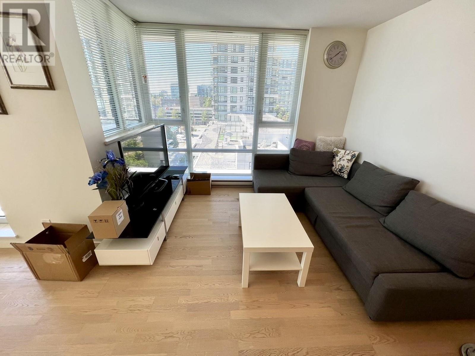 Listing Picture 6 of 17 : 1007 7979 FIRBRIDGE WAY, Richmond / 烈治文 - 魯藝地產 Yvonne Lu Group - MLS Medallion Club Member