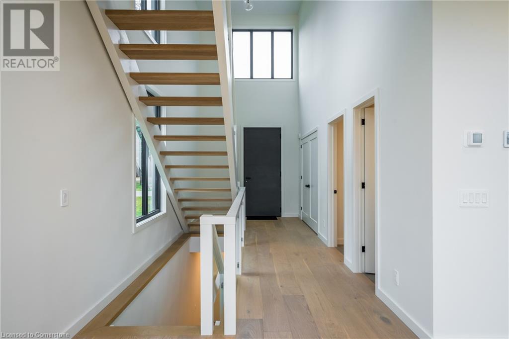 Property at 18 MELVILLE Street image 5