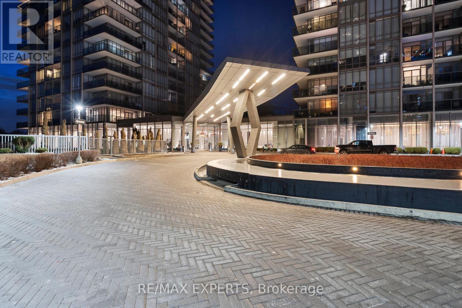 Property at PH-3007 - 90 PARK LAWN ROAD image 2