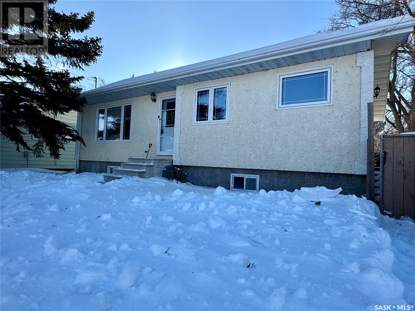 302 Glasgow Avenue, Saltcoats, Saskatchewan  S0A 3R0 - Photo 1 - SK993198