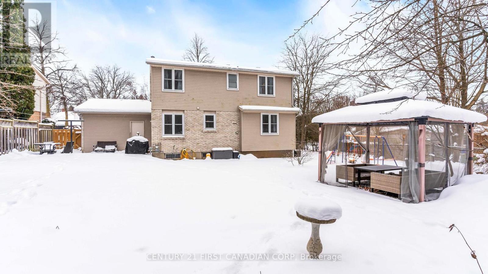 466 Village Green Avenue, London, Ontario  N6J 1Y9 - Photo 22 - X11931296