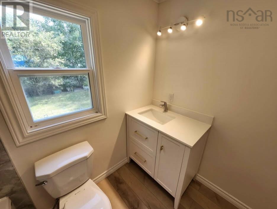 36 Bayview Drive, Amherst, Nova Scotia  B4H 4E7 - Photo 12 - 202501218