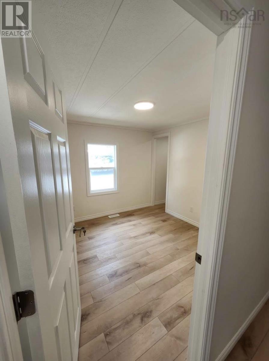 36 Bayview Drive, Amherst, Nova Scotia  B4H 4E7 - Photo 5 - 202501218
