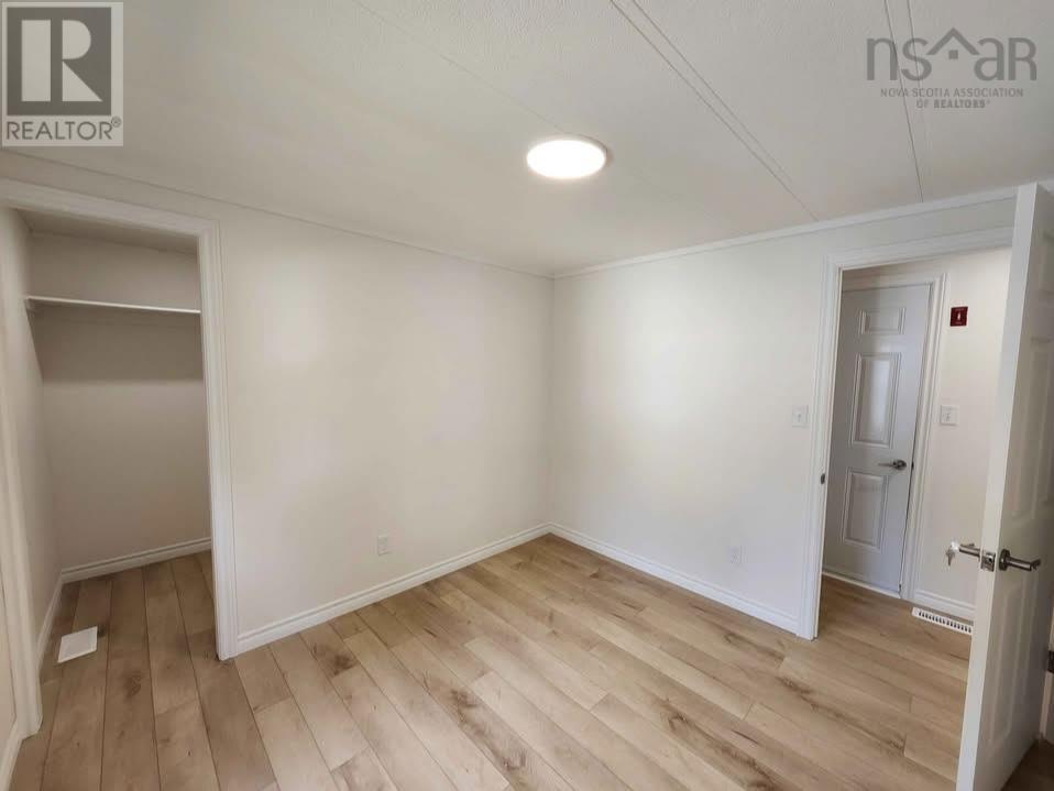 36 Bayview Drive, Amherst, Nova Scotia  B4H 4E7 - Photo 6 - 202501218