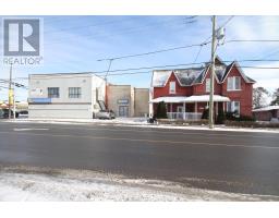 866 NOTRE DAME STREET, Russell, Ontario