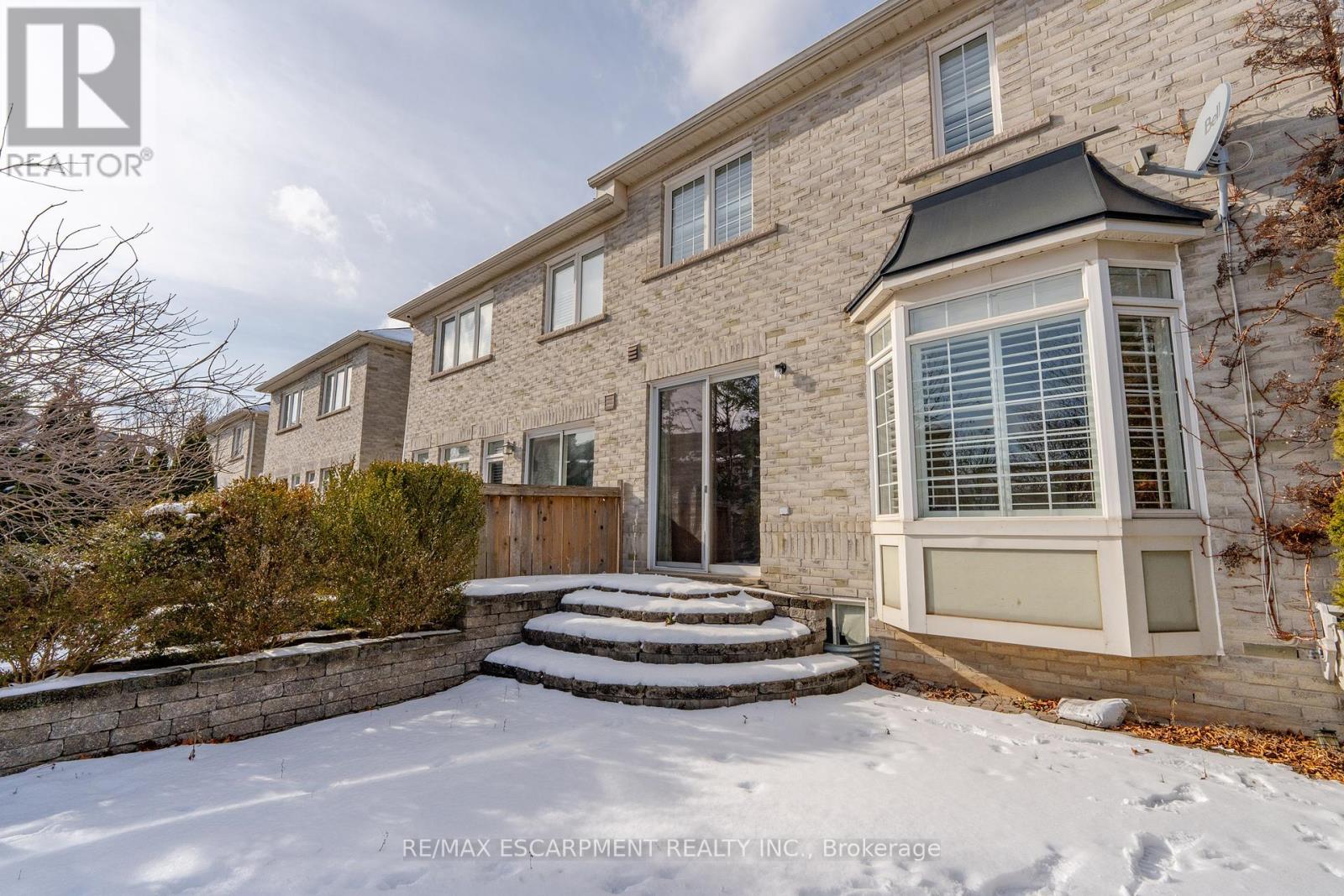 37 - 2295 Rochester Circle, Oakville, Ontario  L6M 5C9 - Photo 4 - W11902446