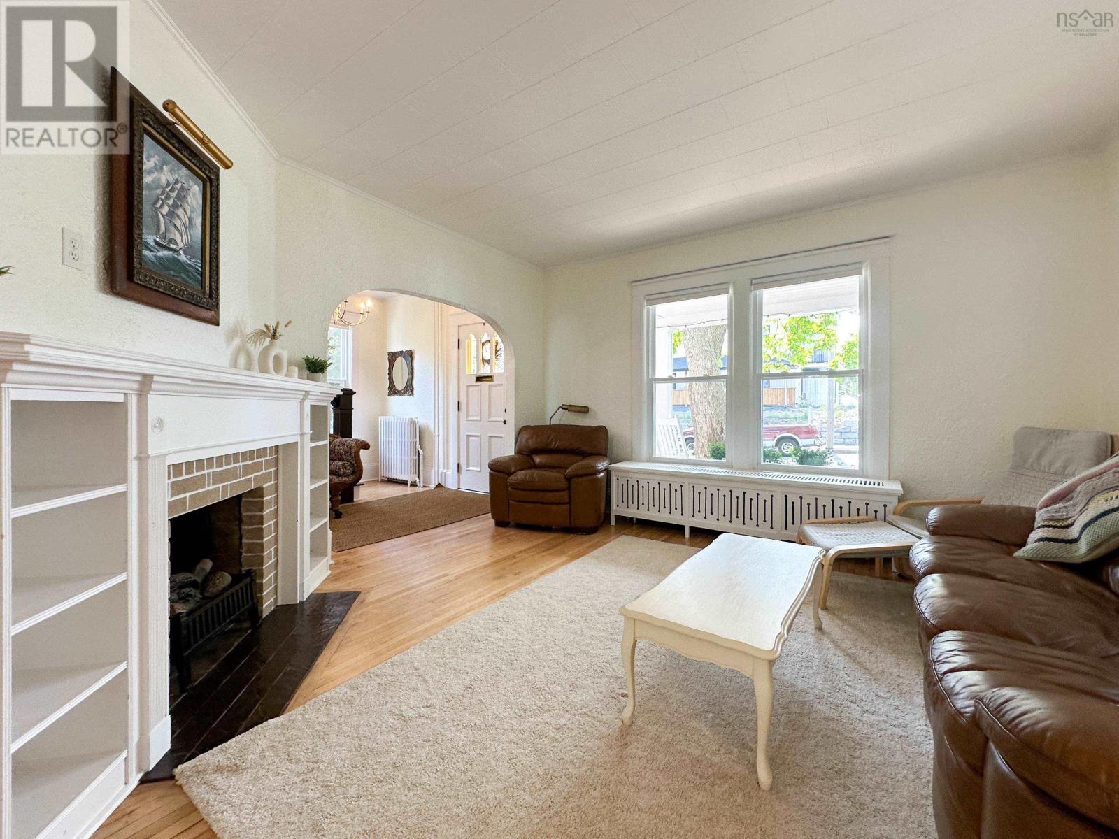 20 Queen Street, Bridgewater, Nova Scotia  B4V 1P2 - Photo 20 - 202422239