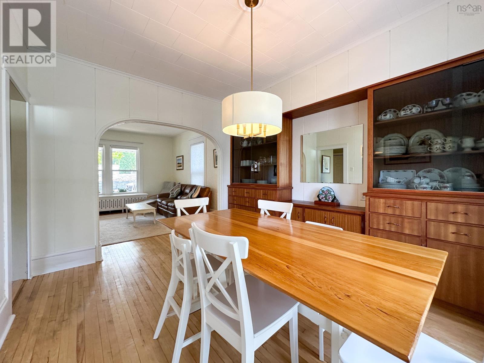 20 Queen Street, Bridgewater, Nova Scotia  B4V 1P2 - Photo 21 - 202422239