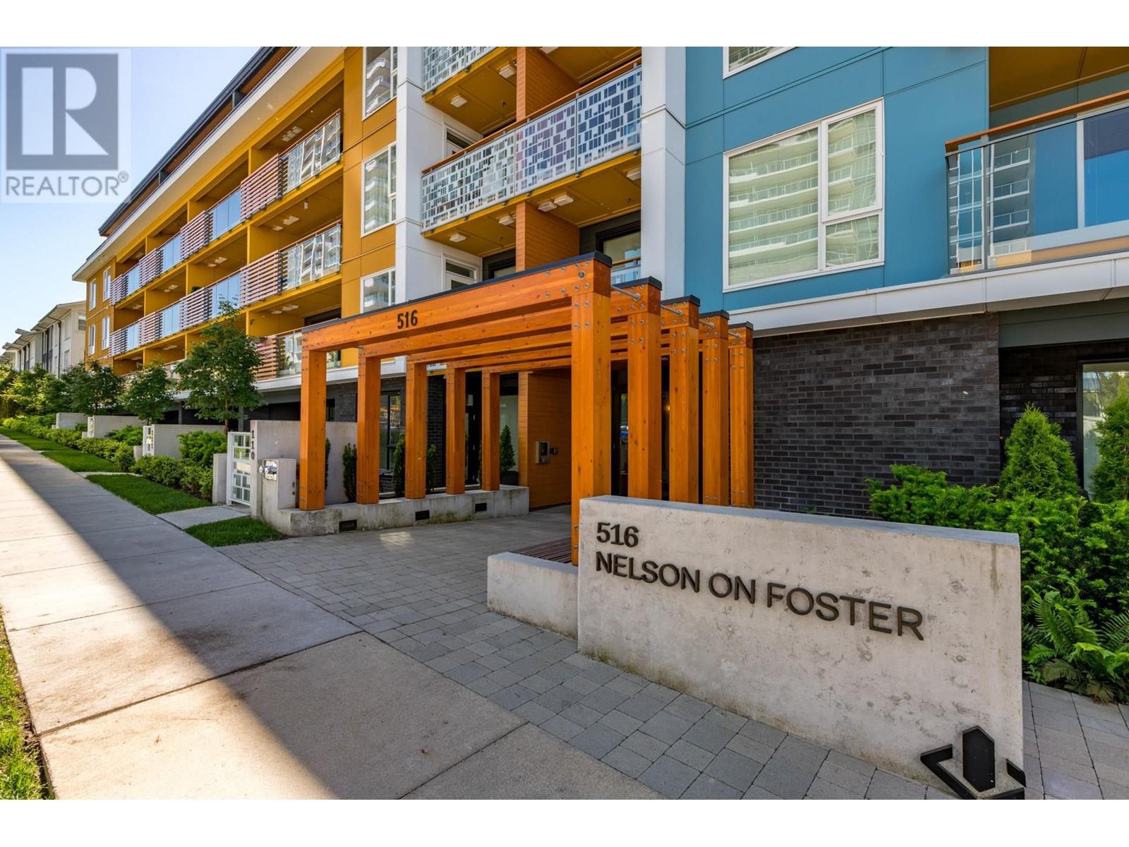 409 516 Foster Avenue, Coquitlam, British Columbia  V3J 0H8 - Photo 1 - R2957804