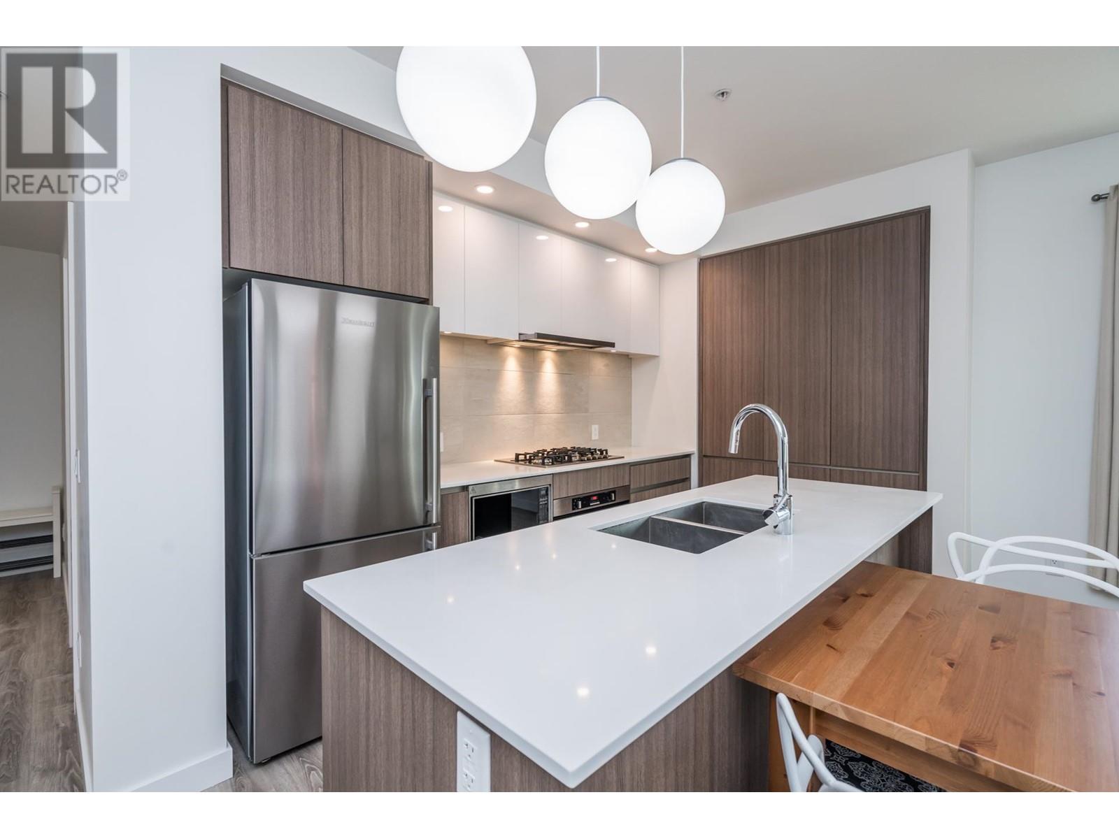 409 516 Foster Avenue, Coquitlam, British Columbia  V3J 0H8 - Photo 4 - R2957804