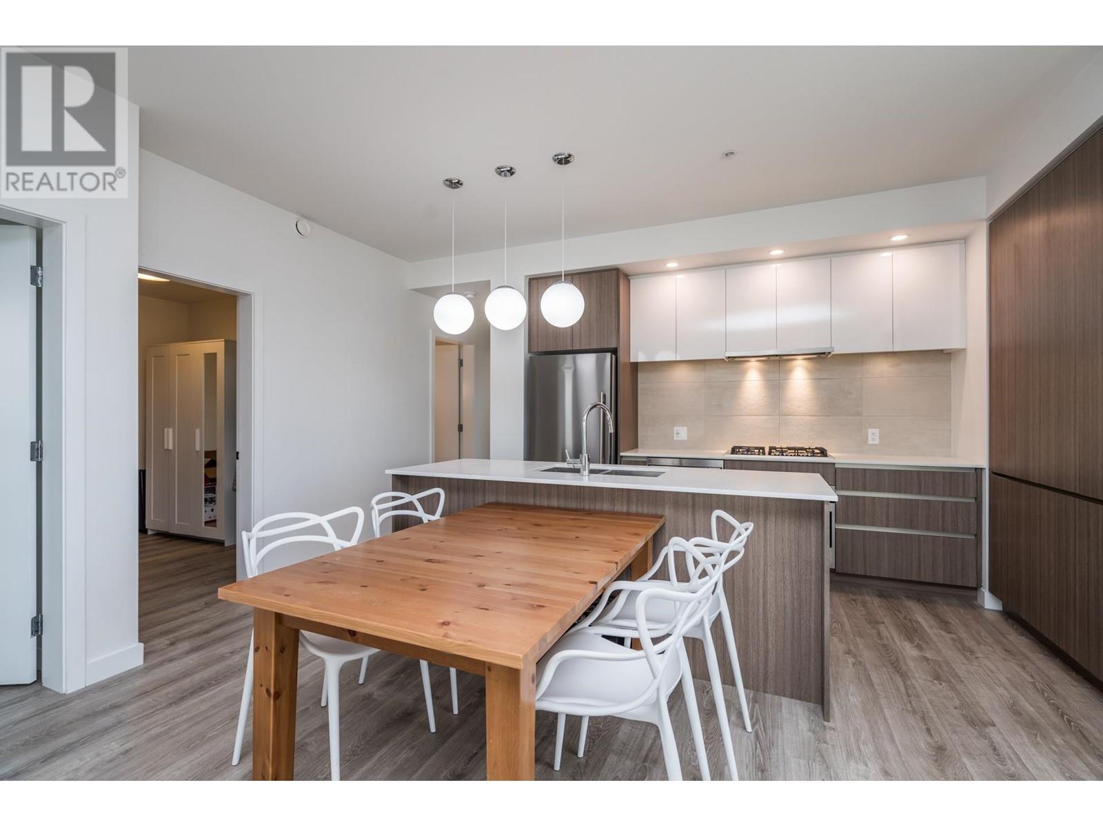 409 516 Foster Avenue, Coquitlam, British Columbia  V3J 0H8 - Photo 8 - R2957804