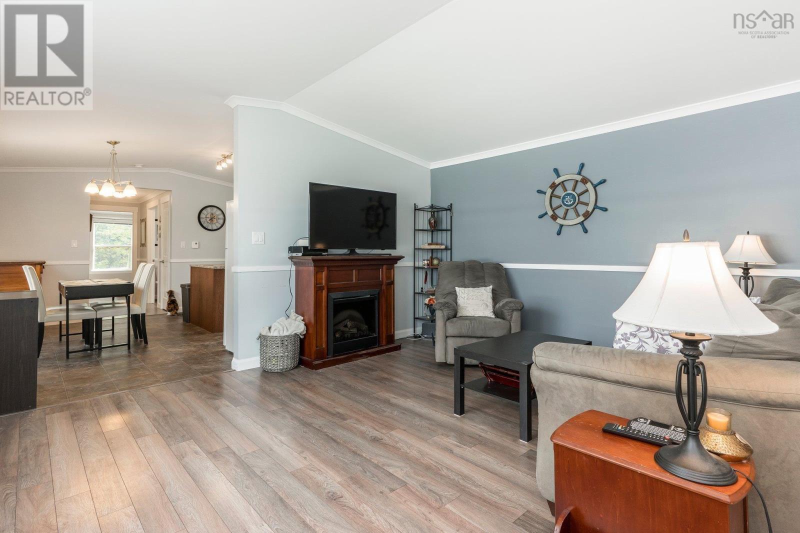 1188 Susan Drive, Beaver Bank, Nova Scotia  B4E 1P1 - Photo 4 - 202501232